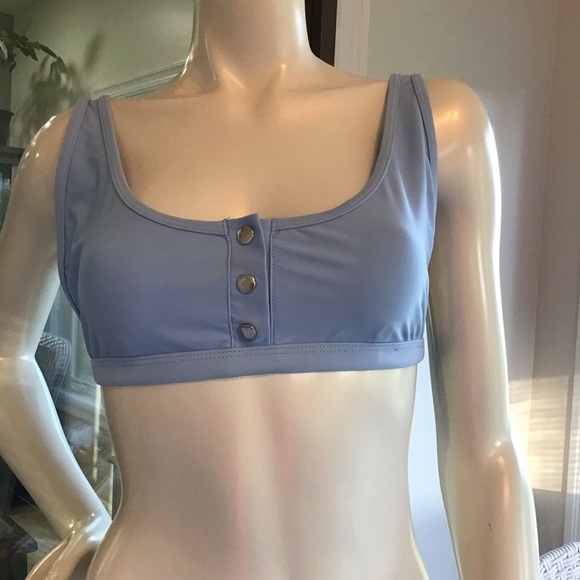 NWOT Revamped Halter Top. Size M🌹 - Picture 1 of 11